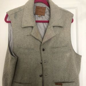 Powder river vest
